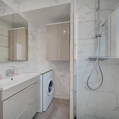 Apartment Immogroom - Renovated -parking - Ac - Terraces *